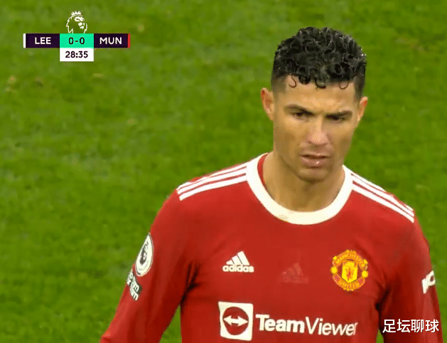 曼联|2-0踢成1-0!C罗门前2米错失必进球,一脸郁闷,8分钟后曼联狂欢