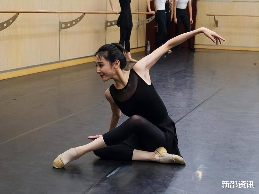 唐诗逸|同为国家一级演员,朱洁静唐诗逸口碑差别大,网友:一个善一个刁