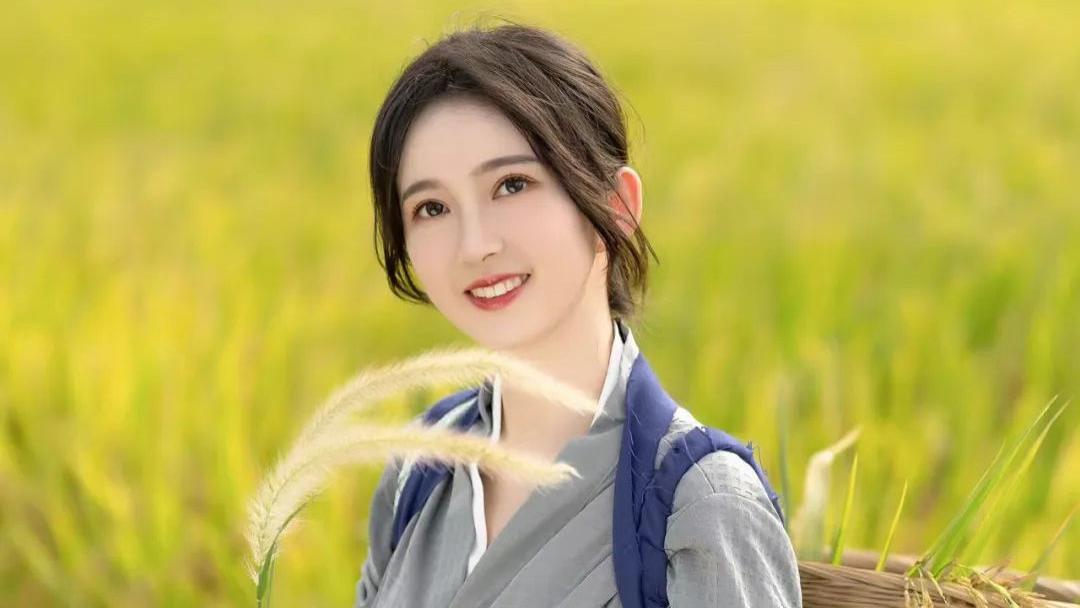 金秋户外拍美照，这些技巧要学会，助你拍照人更美