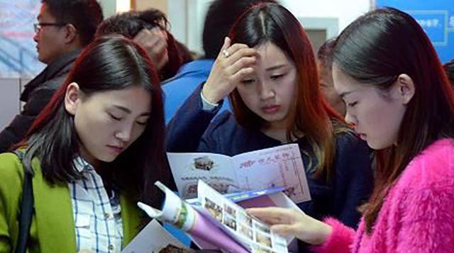 商场|毕业想找份合适的工作,这两点很关键,并不是全靠学历和能力