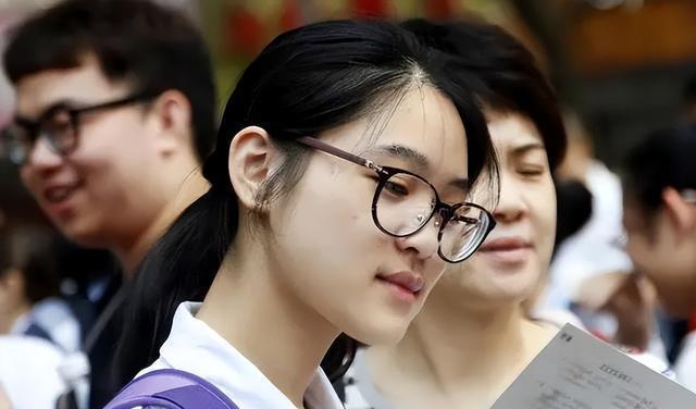 国企|又一“国企”遇冷,年薪开出28万还是招不满,是铁饭碗不吃香了吗