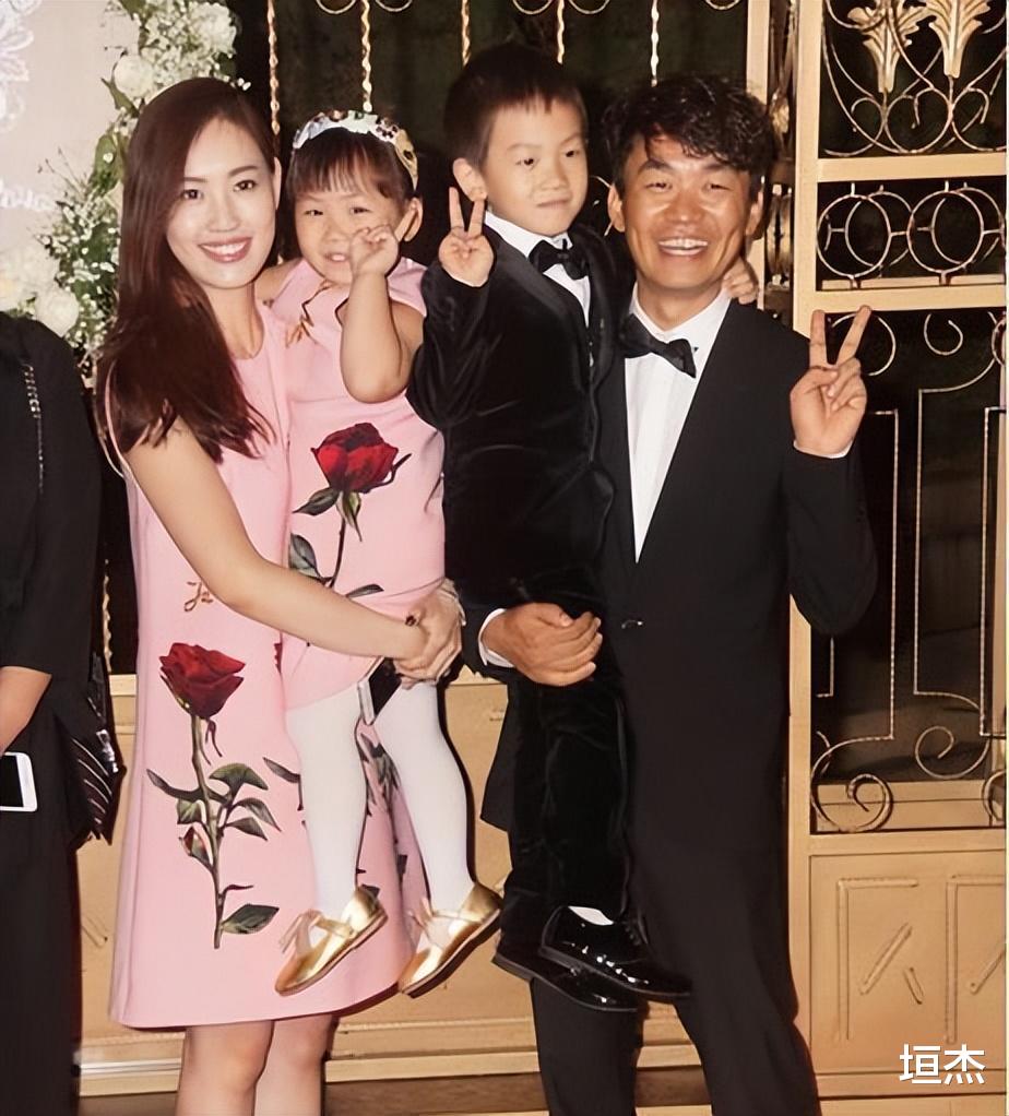 杨紫|闹剧过去6年后,马蓉的“报复”,让王宝强心疼女儿、有口难言