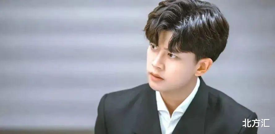 苏醒|汇叔爆料:任嘉伦婚内出轨?张智霖渣男往事?苏醒李炜的瓜?