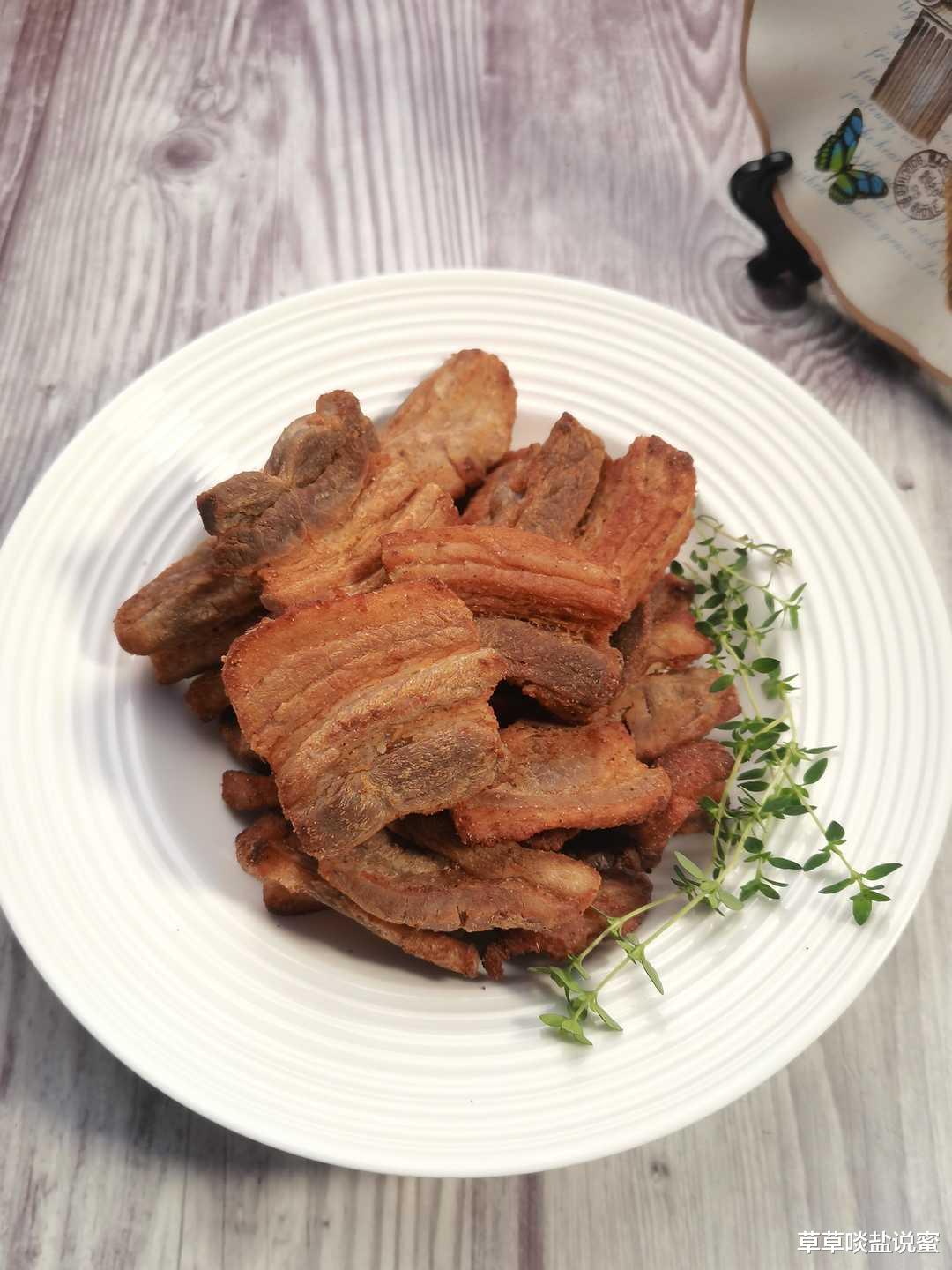 猪肉粕，又脆又香，就问你喜不喜欢？做法简单，味道不比卖的差