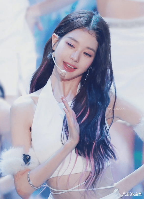 穿衣搭配 钟丽缇胎毛刘海翻车,在线求助网友:挺急的,李小璐也有同款