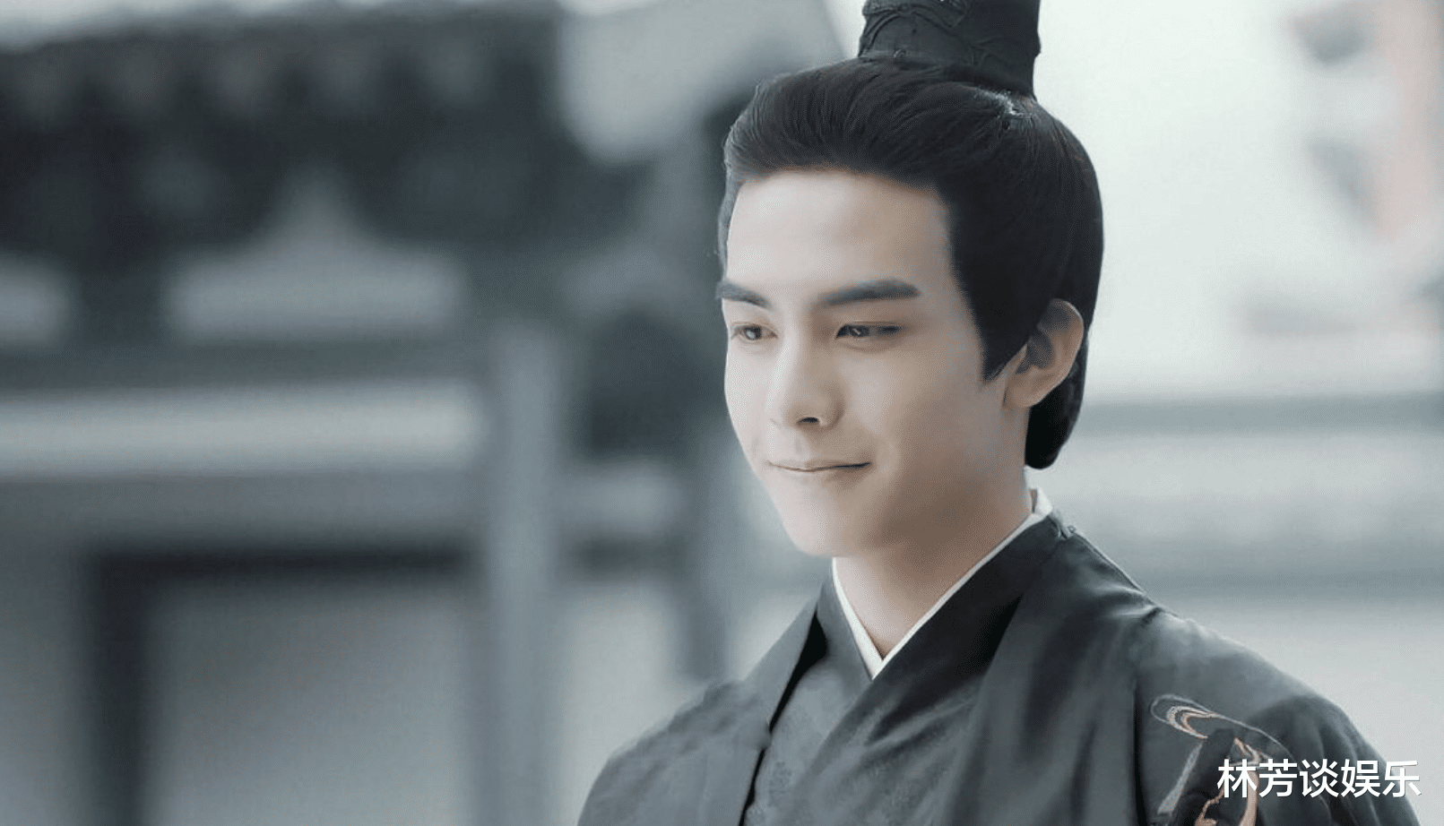 龚俊|出道一年就演主角的4位男星，如今一个比一个红，运气真好！