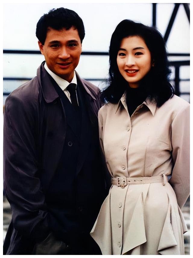 她是1989年港姐季军，2次遇人不淑，45岁嫁内地富豪，有冻龄美貌