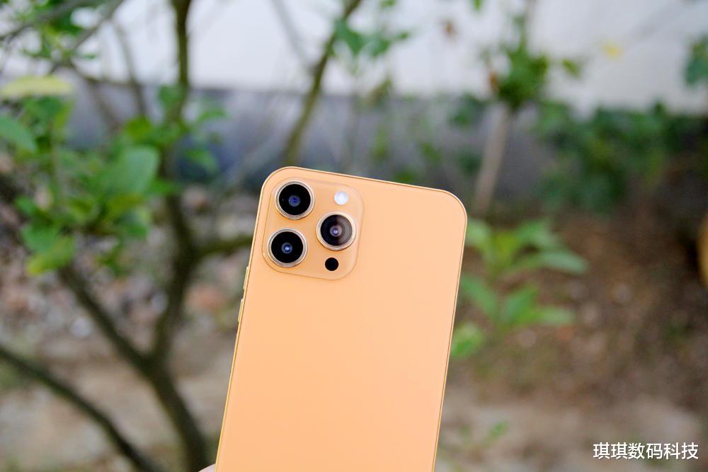 乐视|乐视Y2 Pro：国产芯+国产HMS，或许是国产至强百元机