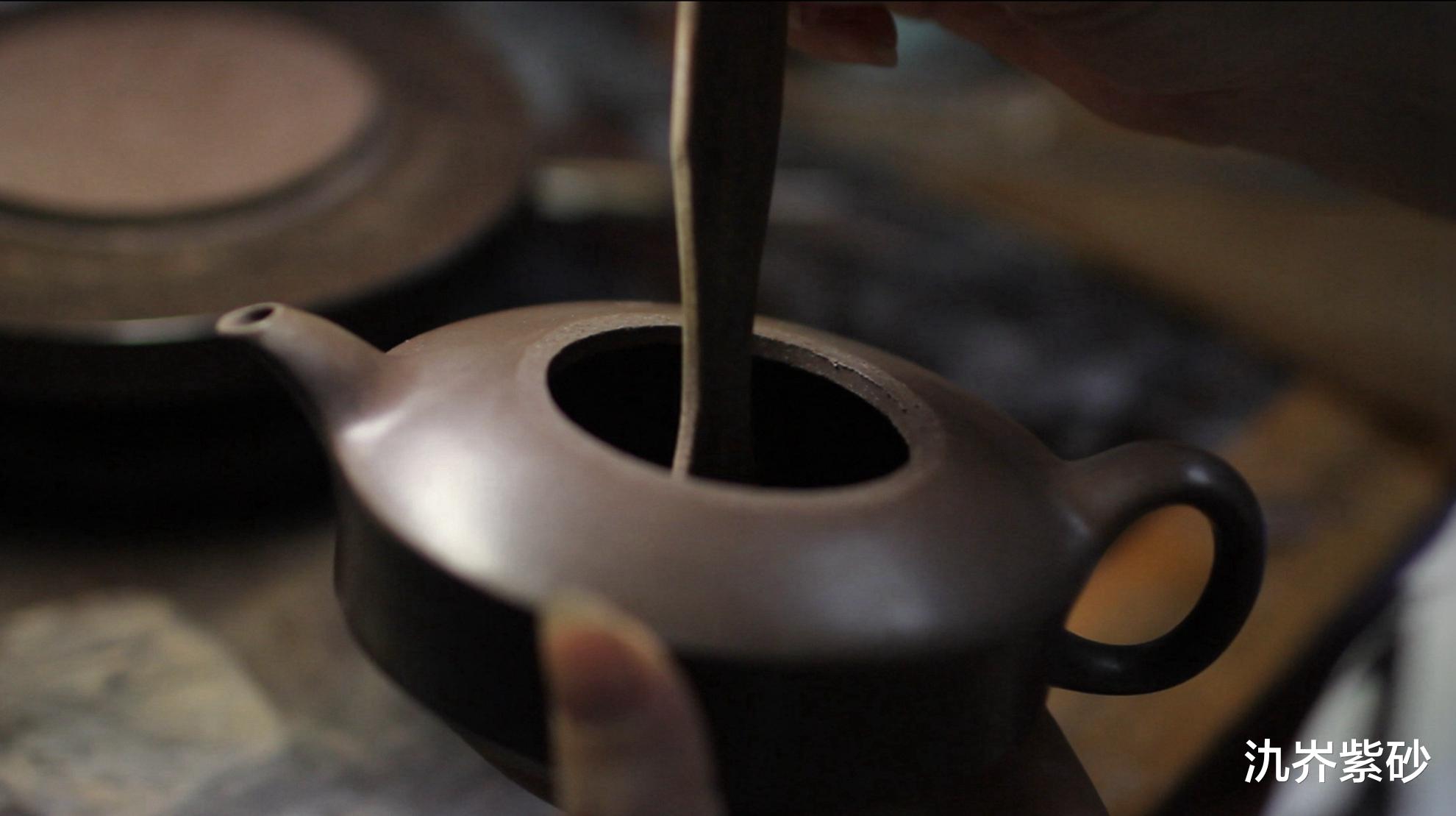 翡翠|这些壶商不靠谱:强调要通过推墙刮底,去判断紫砂壶的成型方式!