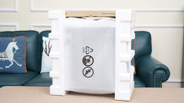 机箱|艺术气息与工业设计的完美结合,分形工艺Torrent Compact机箱分享