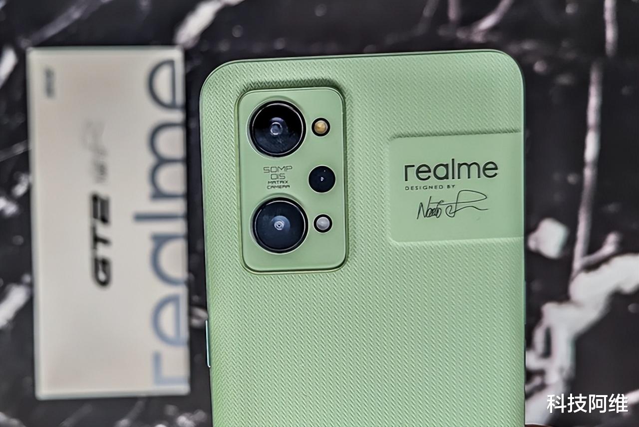 华为mate|从3199元跌至2199元,12GB+256GB+65W,从高端市场跌至中端市场