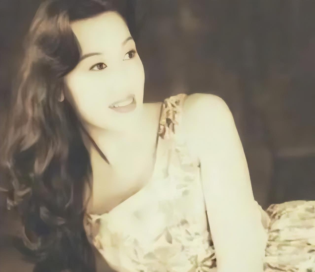 金星|“中国首位变性人”张克莎，隐瞒变性，嫁大30岁富商，后来怎样？