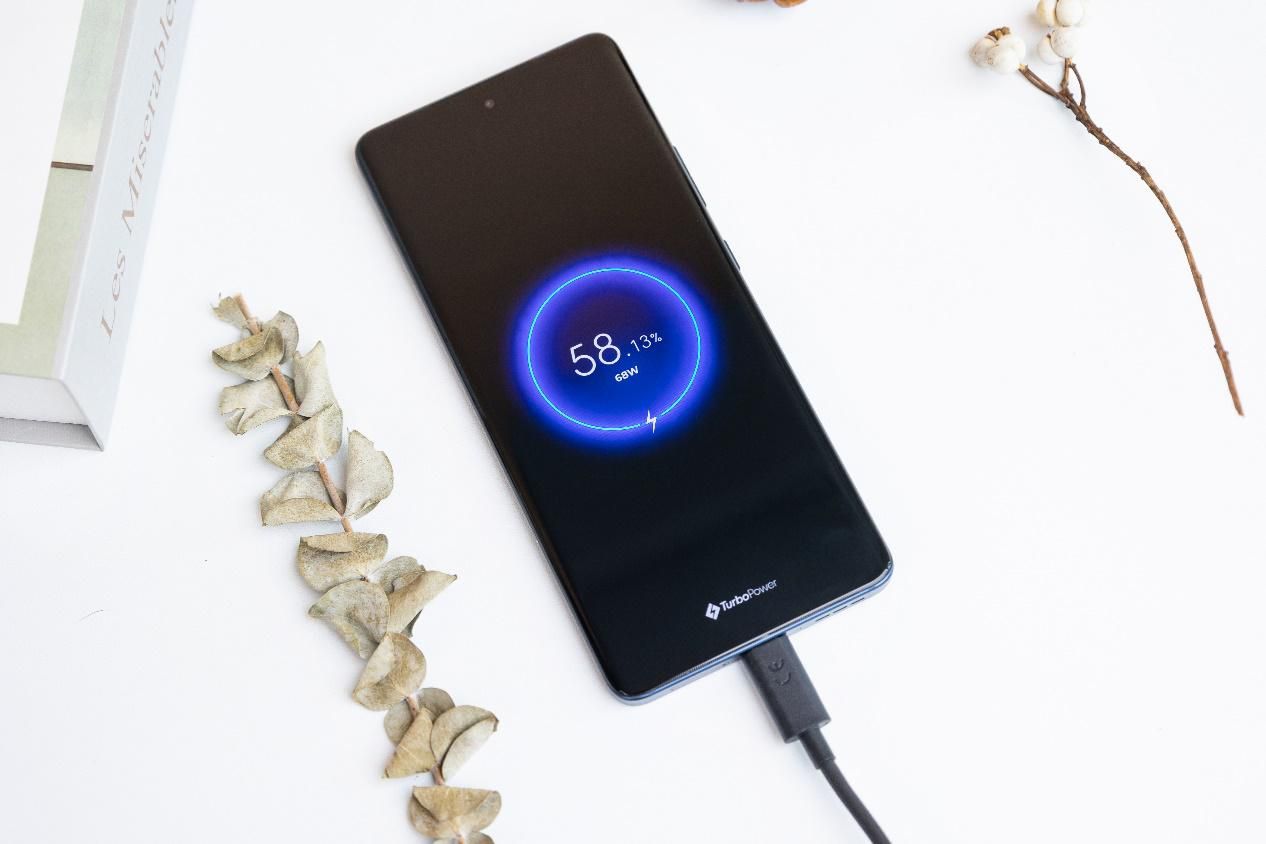 摩托罗拉|moto S30 Pro体验，纵享中杯旗舰手机！