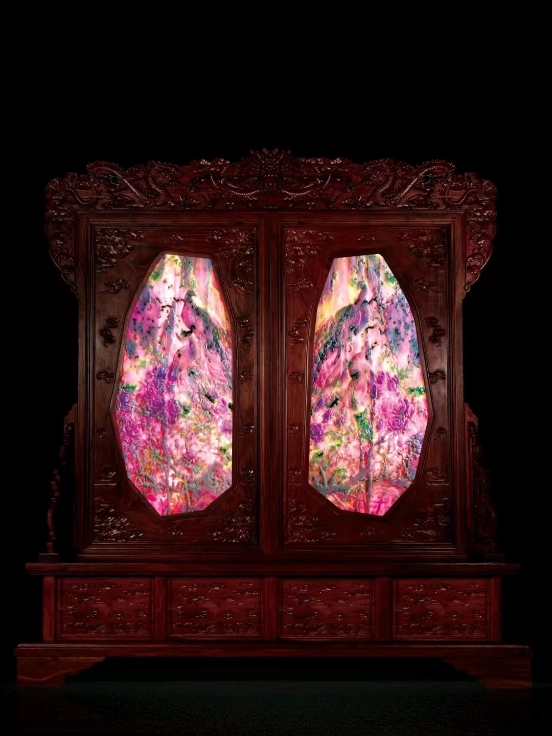 翡翠|富豪李嘉诚收藏的翡翠,仅一件就已估价过亿?