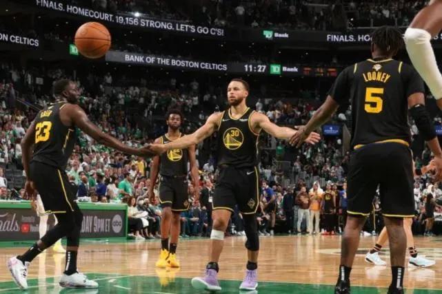 补强!下赛季NBA最具5支争冠球队,勇士领先,篮网、湖人都无缘