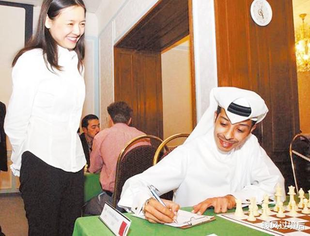 国际象棋|不顾家人反对远嫁中东，宣扬伊斯兰文化遭抨击，女棋后现状如何？