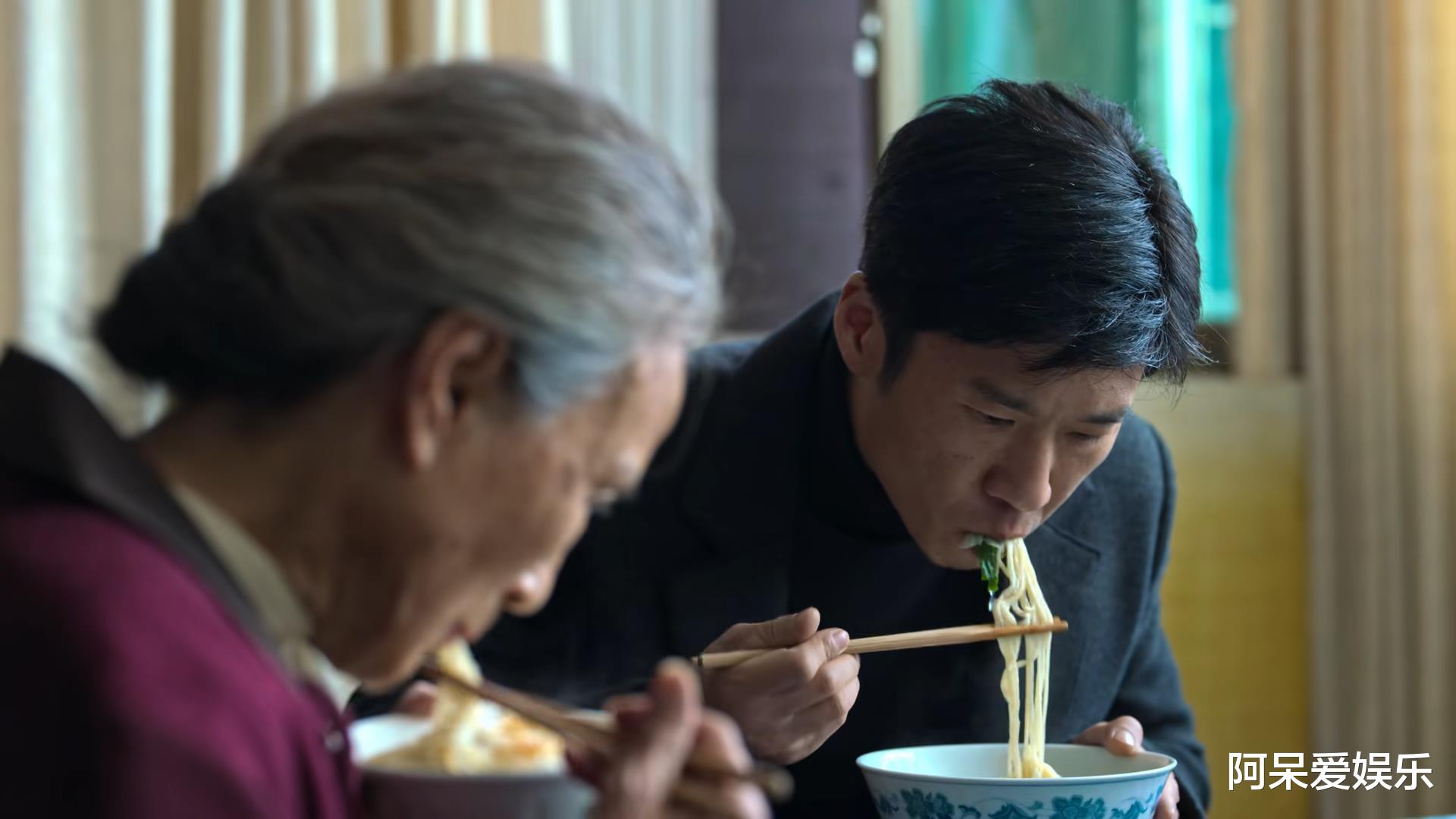 狂飙|《狂飙》真正的泪点，全程没有一句台词，观众却能秒懂