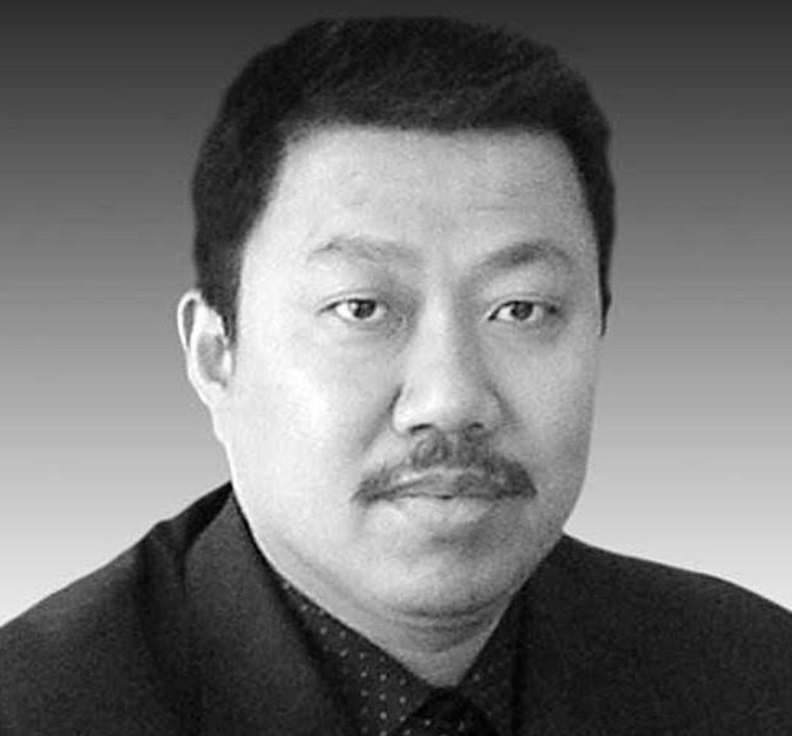 2007年,江苏富商勇救打工妹被捅数刀,被救女孩一生改变