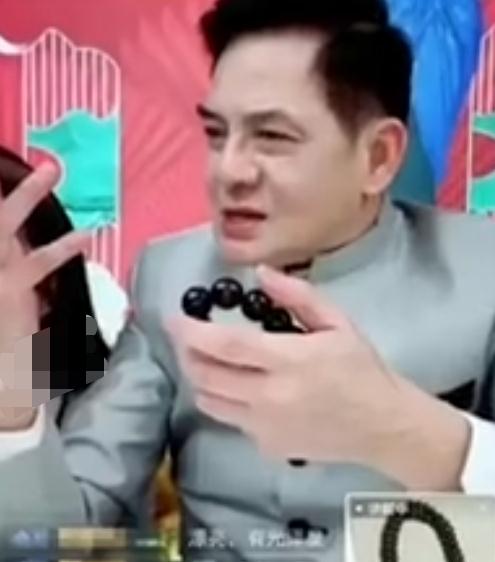 李国麟|67岁港星李国麟近况心酸,直播8小时只赚200元,哭求网友下单