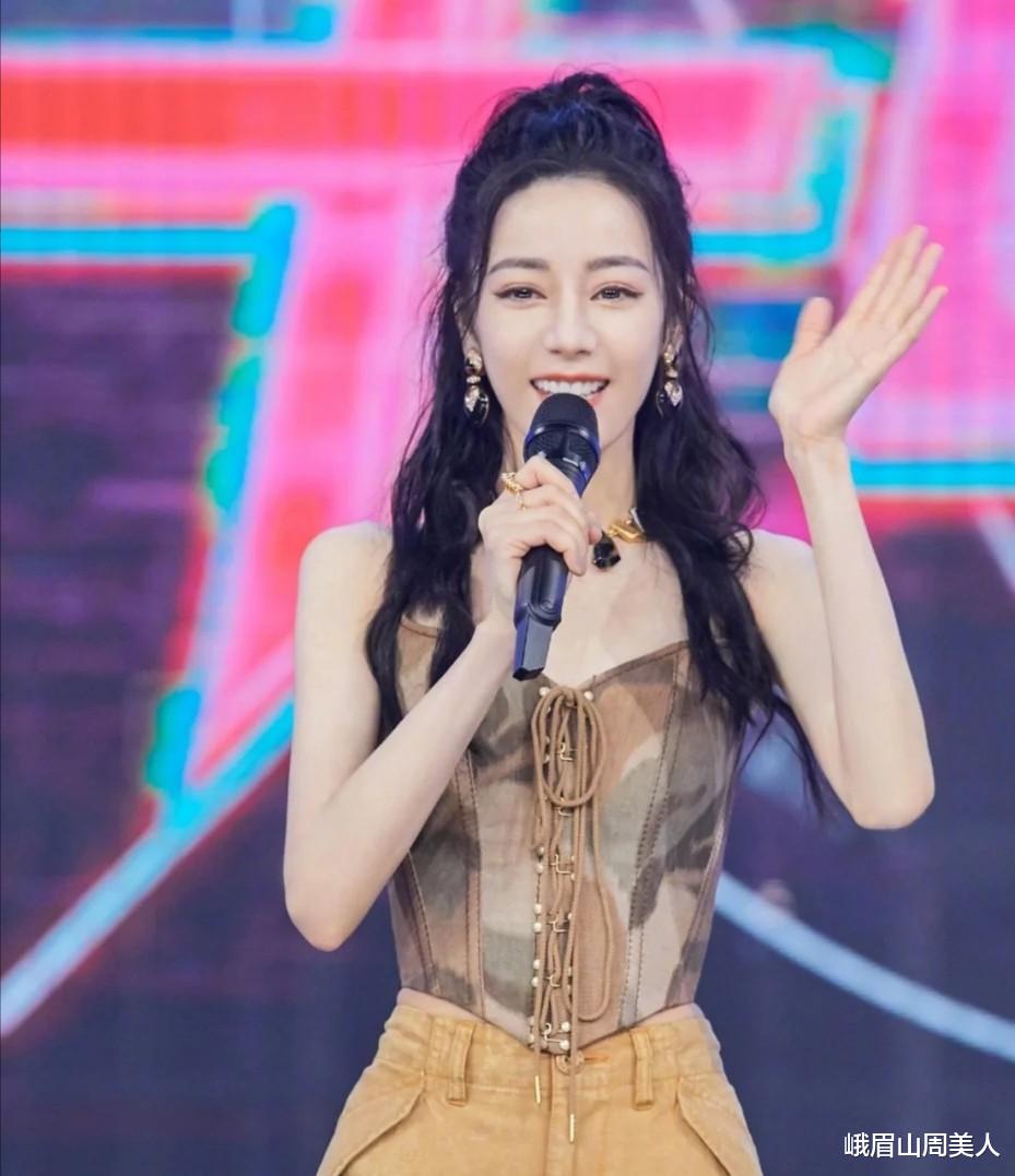 烫发 为何你烫发有股浓浓的“大妈感”？学宋慧乔这样留，洋气又减龄