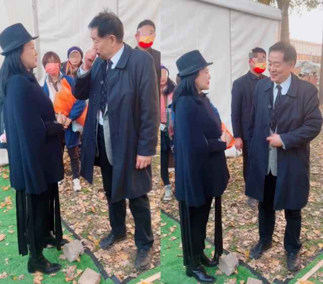 濮存昕|69岁濮存昕现身马场引围观！打扮儒雅身姿挺拔，与咏梅兴奋热聊