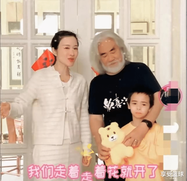 小S|张纪中夫妇直播发怒：品牌童装999误操作19.9上架，损失无法估量