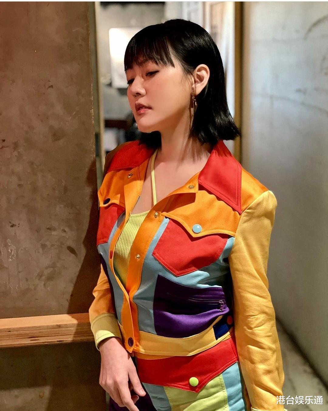 小S|小S在台湾人气下滑？直播活动80万人预约，开播后仅8000人到场