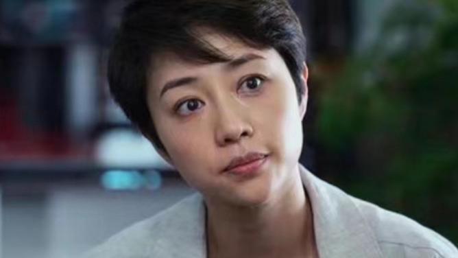 《庭外》盲区篇结局反转，鲁南开车撞飞嫌犯，吴涵人设成最大败笔