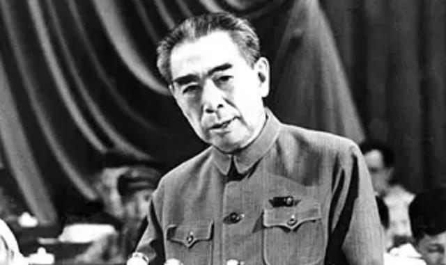 71年周总理就餐,发现氛围不对,下属:国宝被盗,我们不知咋办