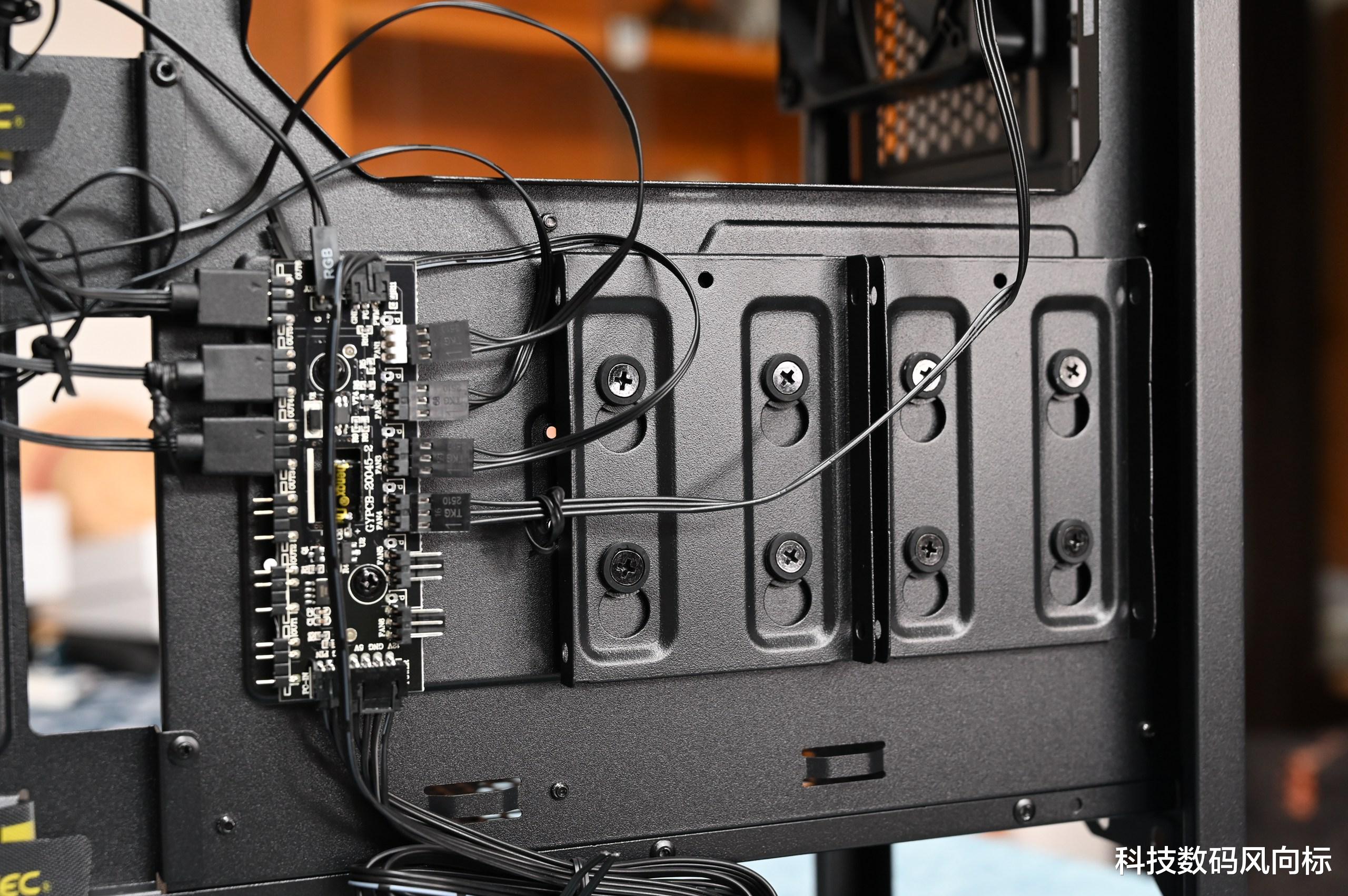 荣耀|比普通U盘快多了!大华S809固态U盘评测