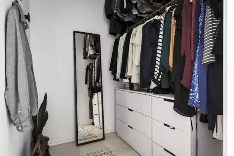 丢掉100件衣服后,我学会了衣柜管理