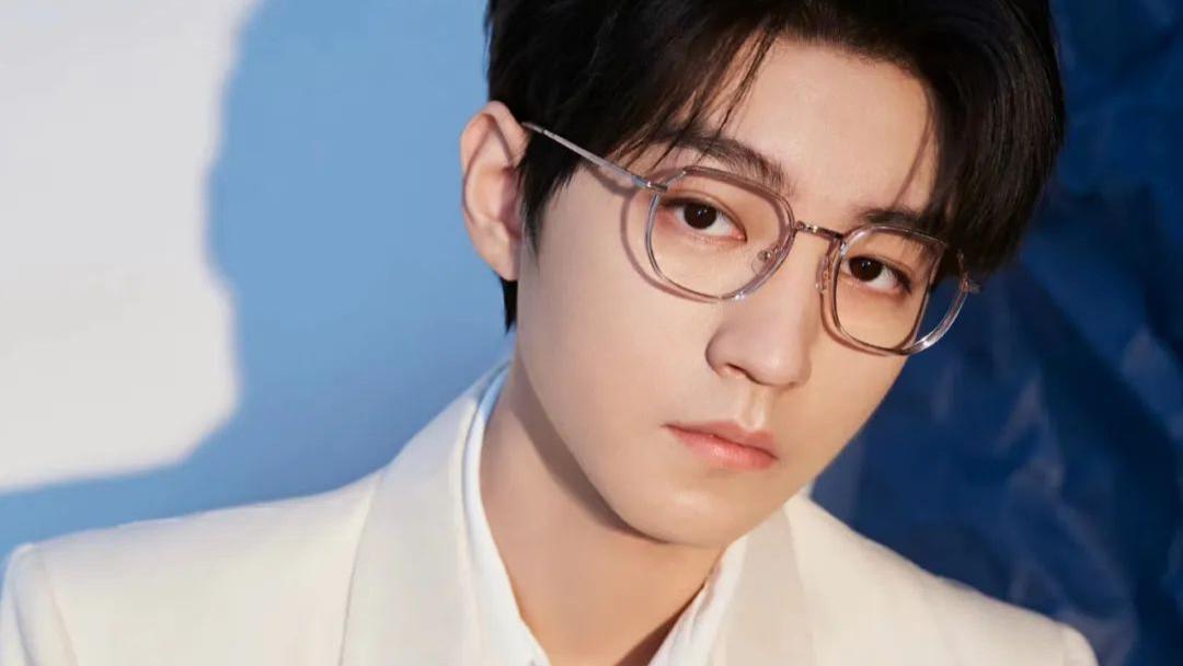 王俊凯|一天2个明星被造谣，退圈、净身出户，都好离谱