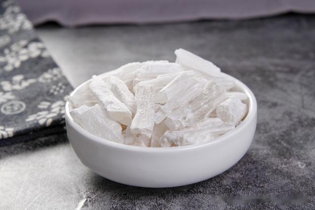 按摩|总是咳白痰，遇冷天气加重，分享一个好用中成药，温化寒痰