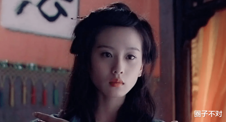 白嘉轩|明明一脸苦情相，非要尬演活泼少女，这8位女星被嘲一点都不冤