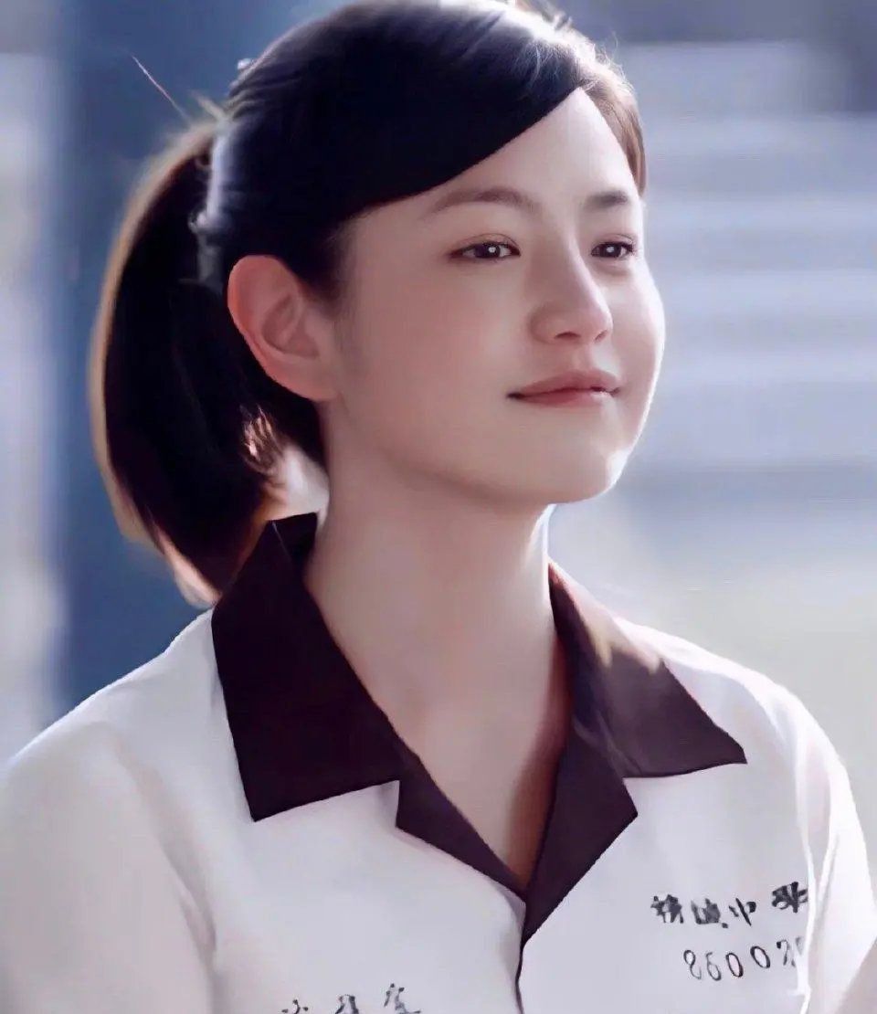 陈妍希|那可是沈佳宜,当年也是很多人的白月光,陈妍希并不差