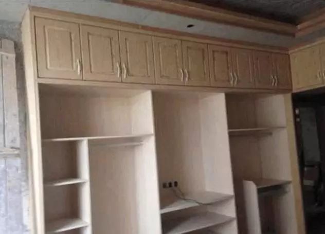 婆婆坚持让木工满屋打柜子,一共花了5万,你们看这钱花得值吗?