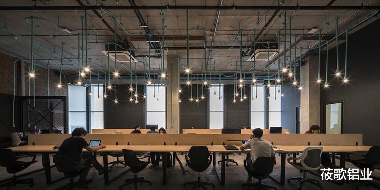 如何巧妙设计室内灯光?或许在这里能得到一点灵感