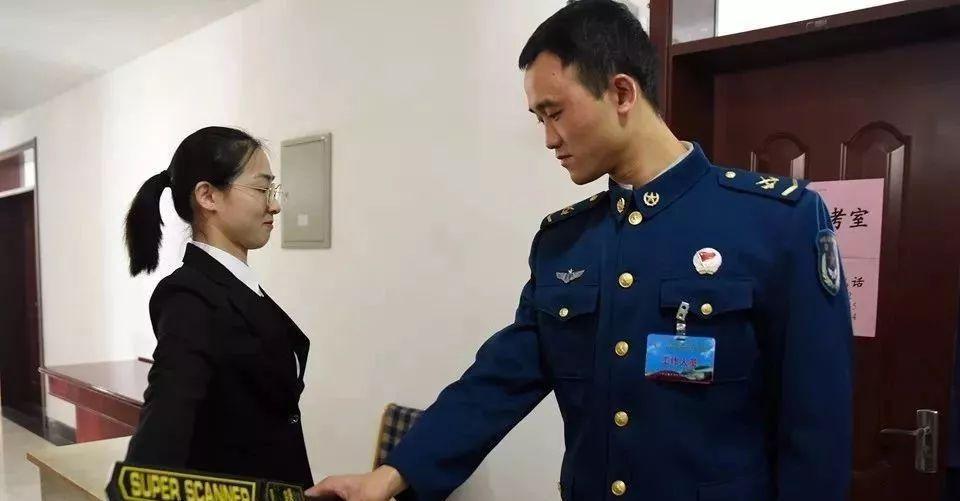 金柚网|铁饭碗不吃香了吗?军队文职招聘“遇冷”,薪资可观还是招不满!