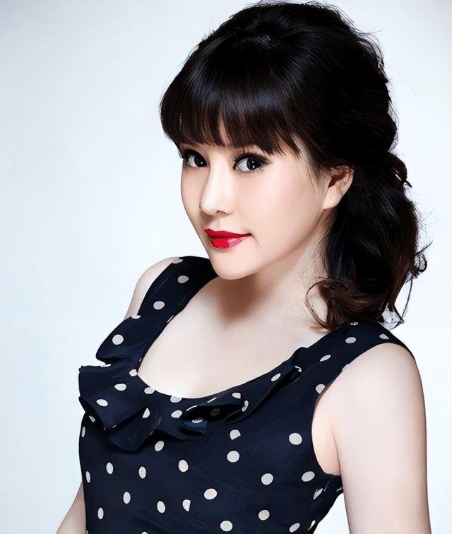 演绎|18年后再看袁茵,才知道她当年为何离开侯耀文,转身嫁给了戴志诚