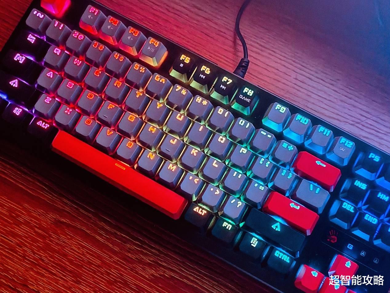 机械键盘|血手幽灵三代光轴机械键盘B930评测,不止颜值高,实力更是非凡