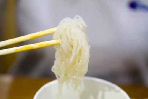 腐竹 四月五月是减肥“关键期”，吃饭时记住4句话，别等发胖才着急