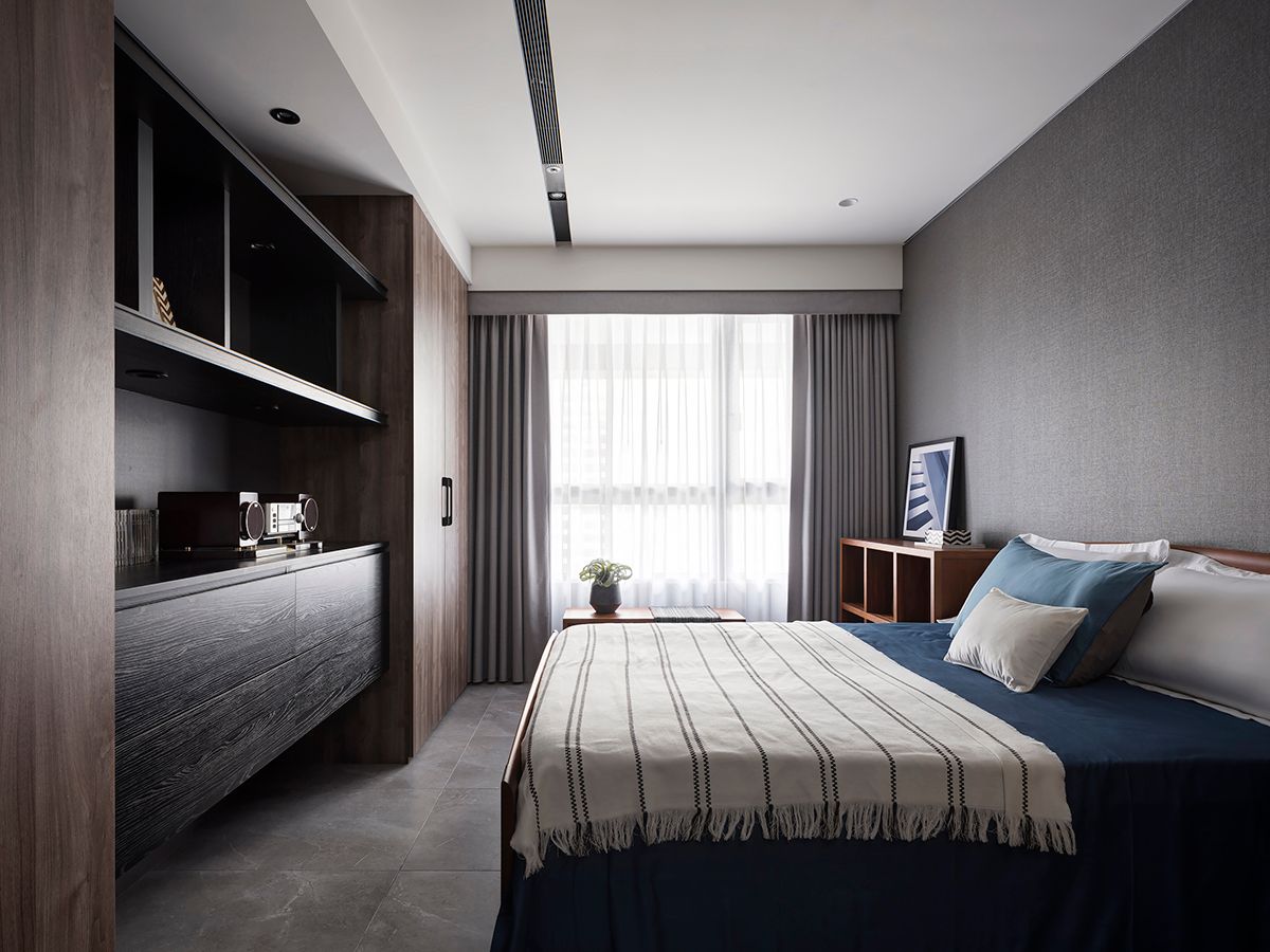 小小屋装修网|定制柜安装是否需要预留出一定空间？