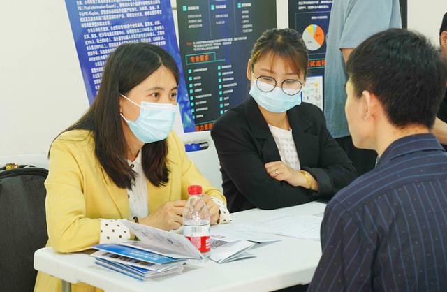 阿里巴巴|职场里有4种人，能力再强也不受重视，很多毕业生占了两条以上