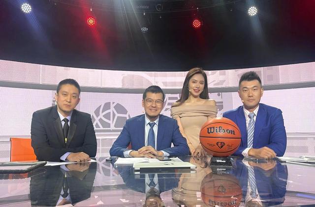 徐静雨|徐静雨解说NBA为什么能大放异彩？接地气加搞笑，填补市场空白