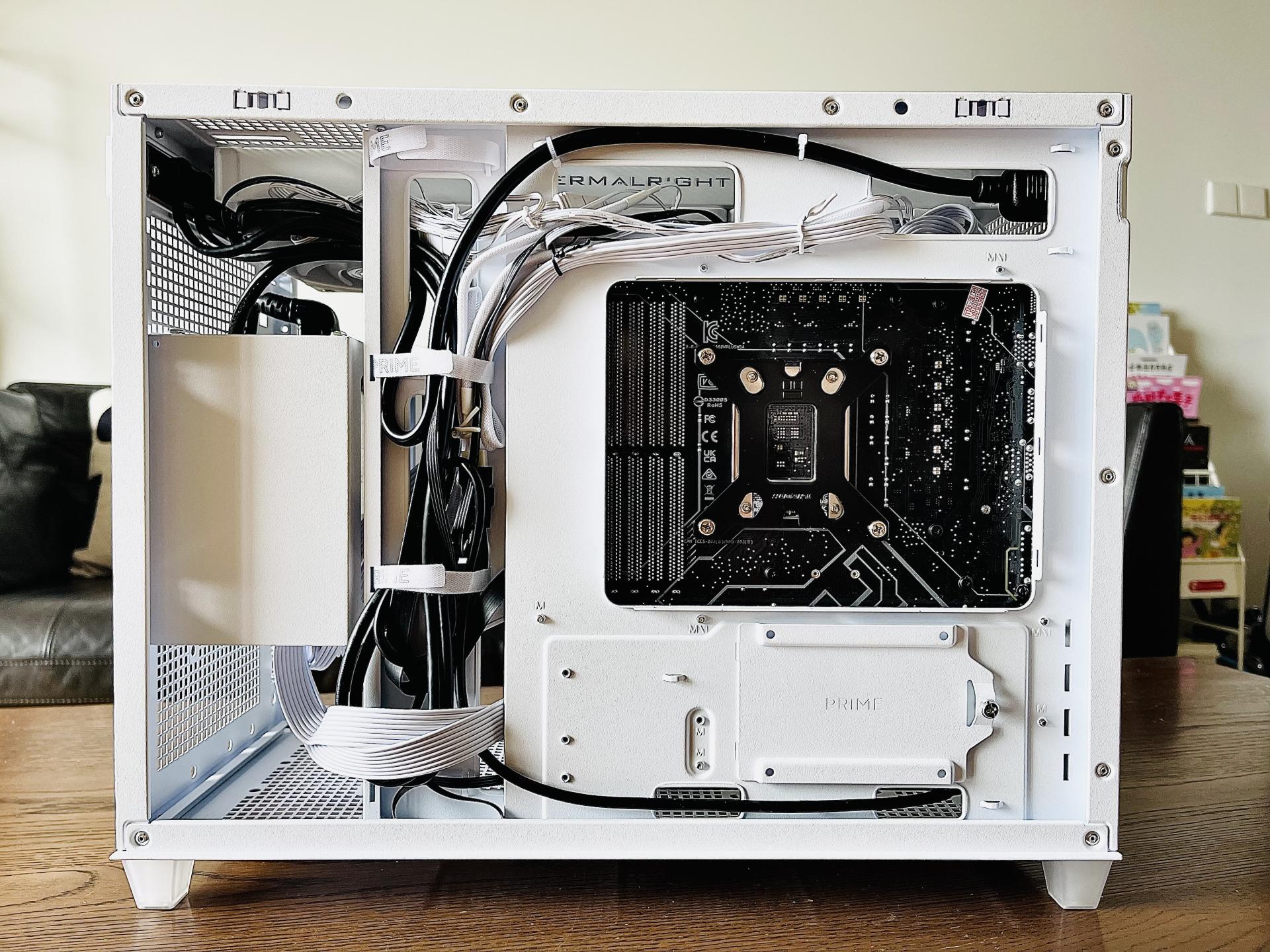 华硕|6700XT矿卡+华硕AP201冰立方+利民旗舰水冷装机