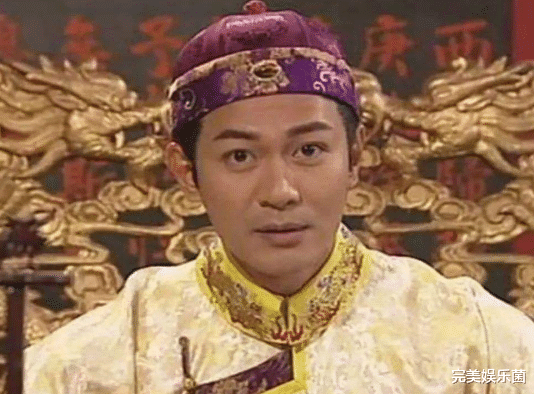 江华|江华接受采访，妻子辛酸落泪，直言靠妥协维系婚姻，网友：渣男