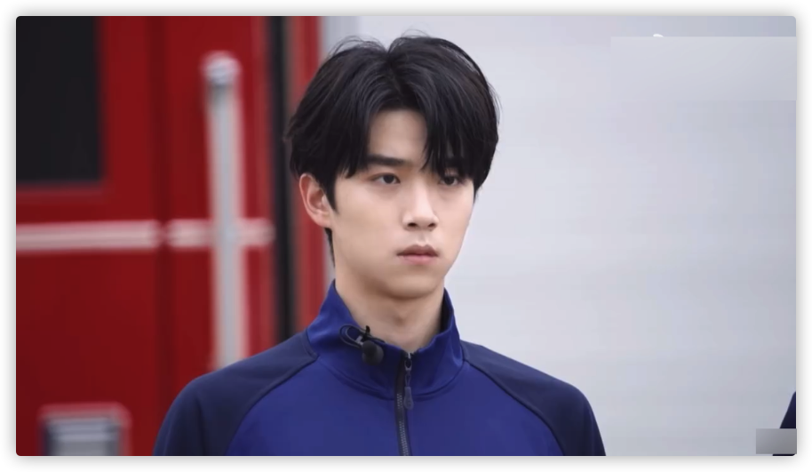 舒淇|德云社秦霄贤录综艺翻车,嬉皮笑脸怼消防员,向对方甩脸毫不尊重