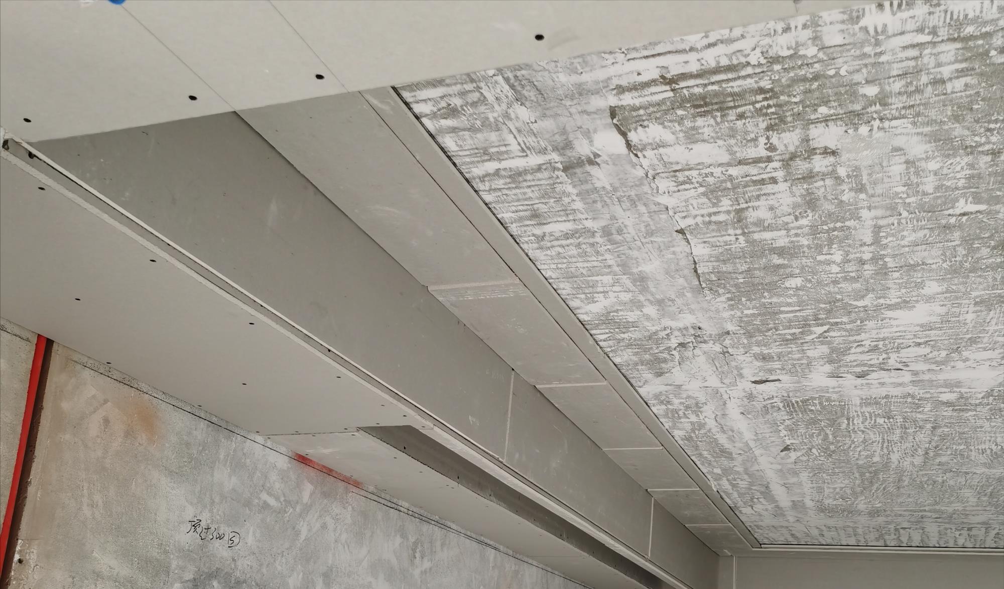 轻钢龙骨吊顶，要掌握安装的全过程，按照这4个步骤就可以做好