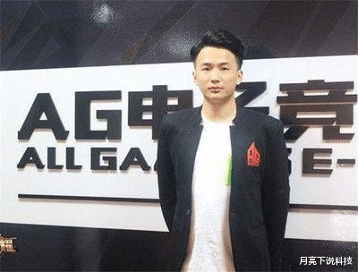 lpl|寒夜直播怒喷阿泽，不想好好打就退役，直播更加的赚钱