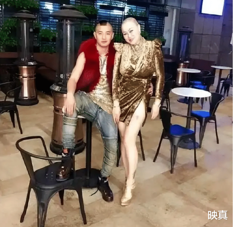 短视频|2019年,女富婆冯萍征婚:谁娶我就送谁宾利,如今结婚没?